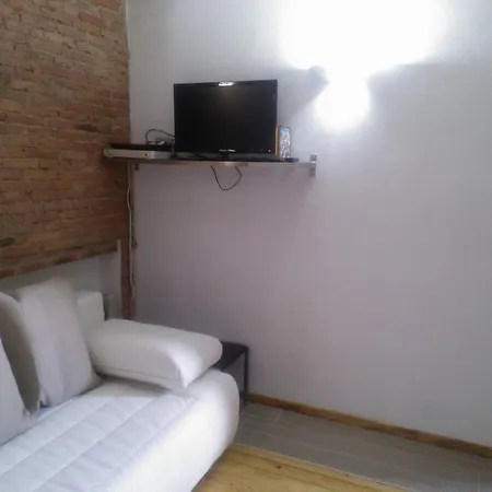 Three Bedrooms Amazing Lake View Apartment
